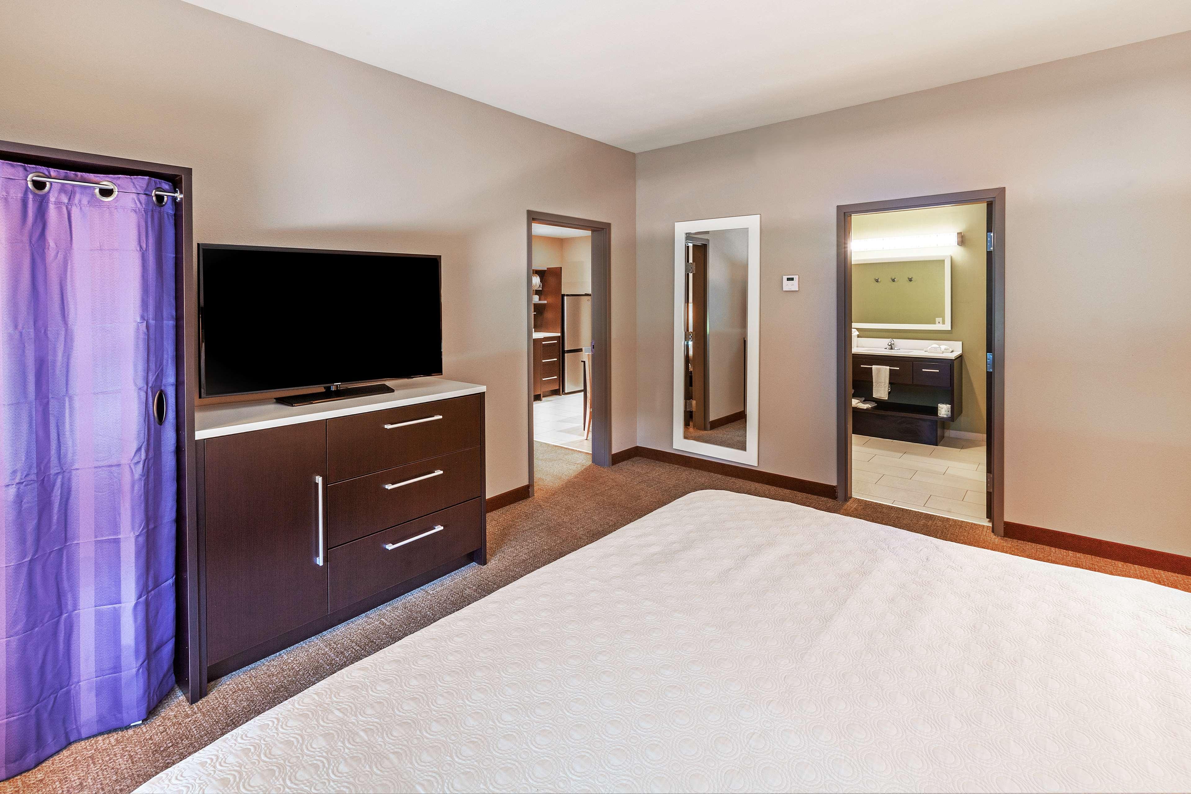 Home2 Suites By Hilton Gonzales Exterior photo