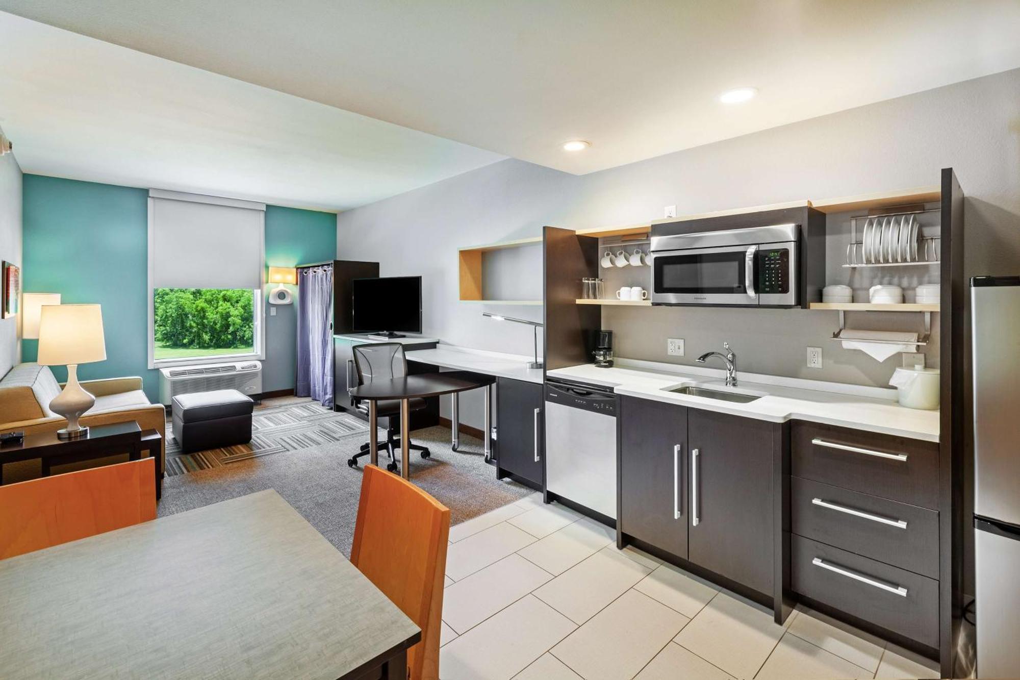 Home2 Suites By Hilton Gonzales Exterior photo